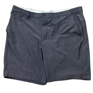 Men’s Izod gray lightweight quick dry golf shorts. Size 42